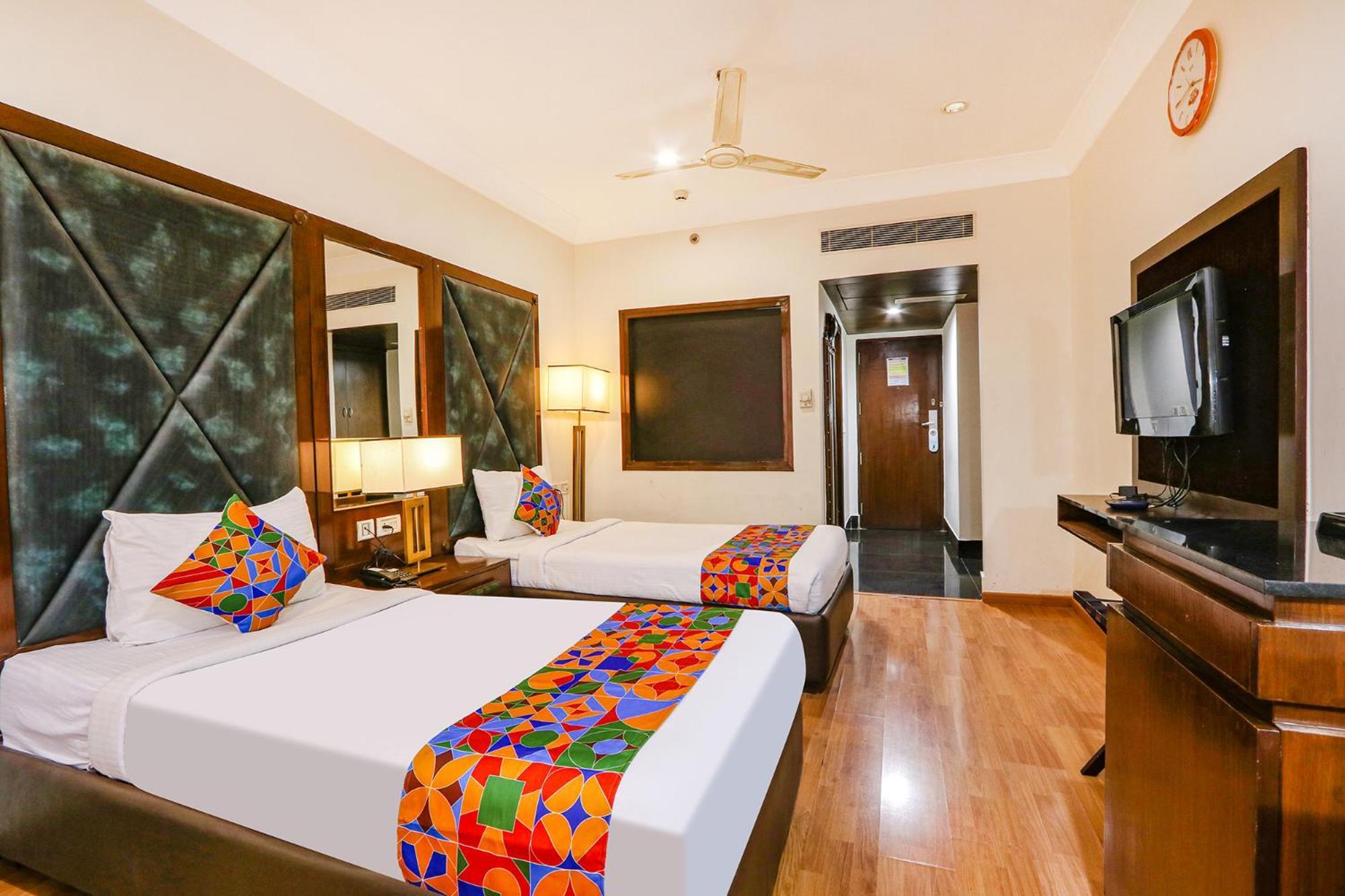 Fabhotel Prime Svm Grand - Banjara Hills Hyderabad Exterior foto
